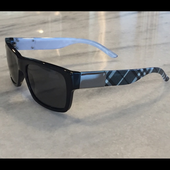 Burberry sunglasses