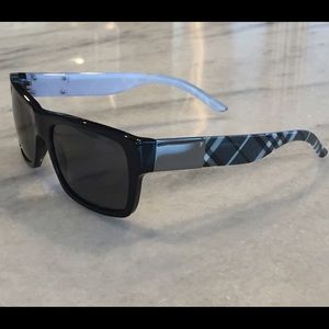 Burberry sunglasses