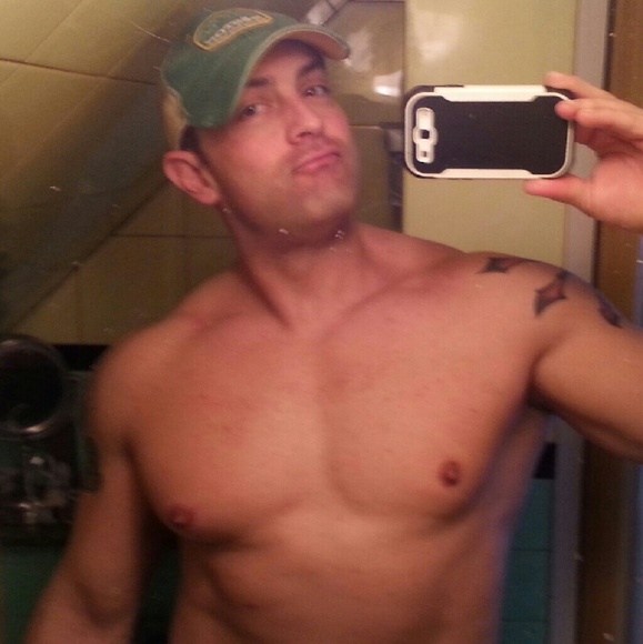 Meet your Posher, Tj - Picture 2 of 3