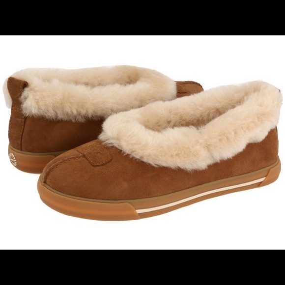 UGG Shoes - UGG SLIPPERS