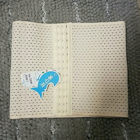 Top quality! 4 spiral steel boned waist training - Picture 2 of 3