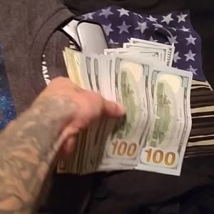 Meet your Posher, Gregory