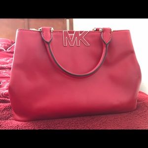 SALE✨Michael Kors Handbag (Red)