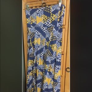 XS LuLaRoe Maxi