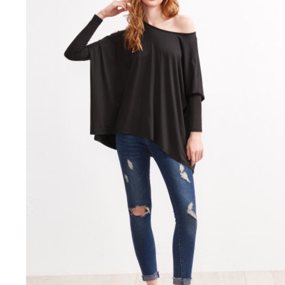 ❗️only Sz Small left ❗️Cute black oversized top - Picture 2 of 4