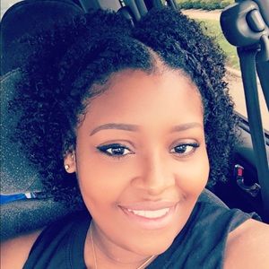 Meet your Posher, Jasmine