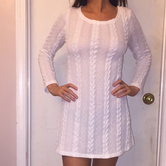 WHITE KNIT SWEATER DRESS - Picture 4 of 4