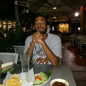 Meet your Posher, Devin