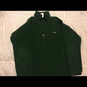 Men's Hunter Green Patagonia pullover