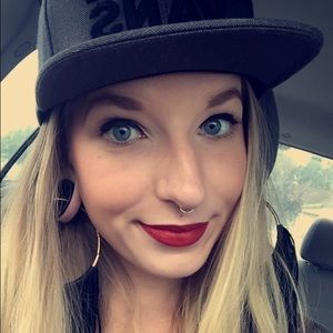 Meet your Posher, Danyel