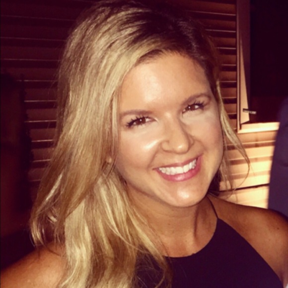 Meet your Posher, Casey