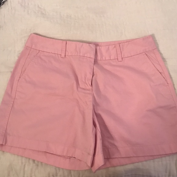 Vineyard Vines pink shorts