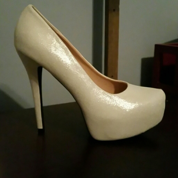 Dressy Pump
