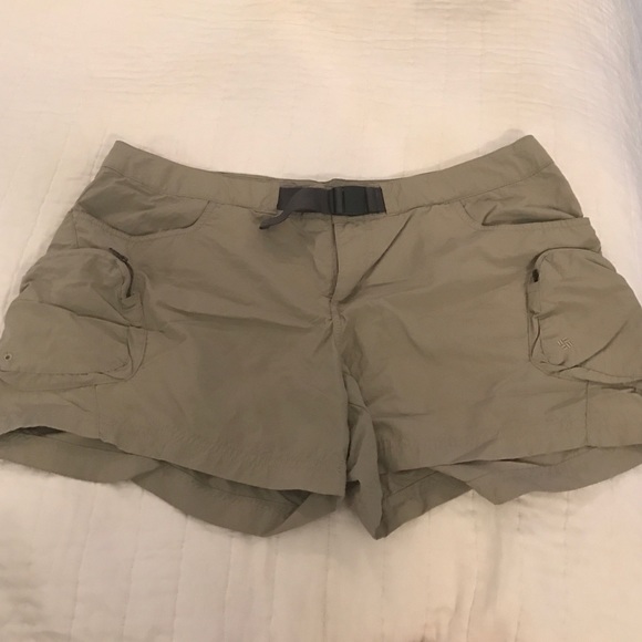 Columbia fishing shorts