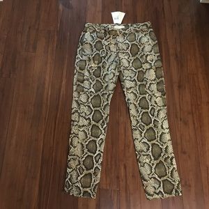 NEW Micheal Kors size 4 snakeskin cargo pant