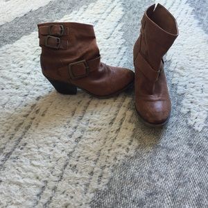 Lucky brand Boots