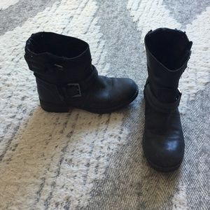 Steve Madden Boots