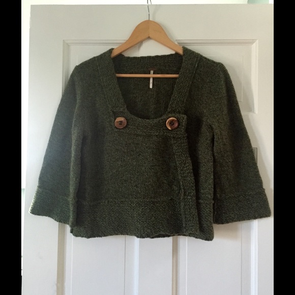 Rich green Free People cropped sweater