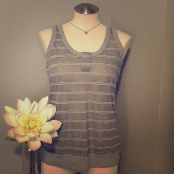 Fossil Stripped Tank