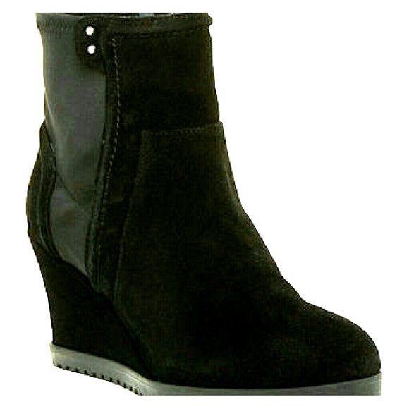 Taryn Rose Buela Bootie