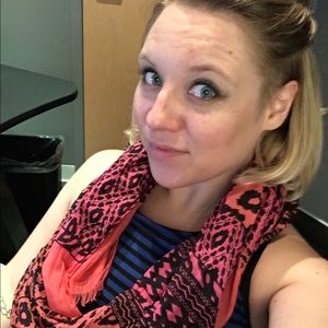 Meet your Posher, Andria