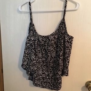Rue 21 crop top