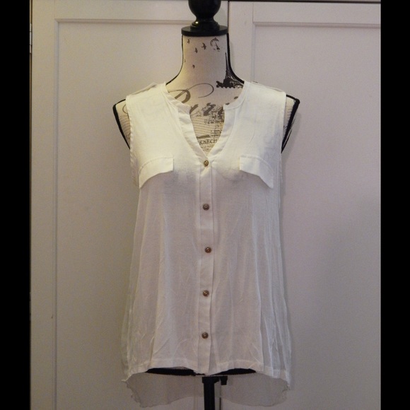Double Zero Tops - White Sleeveless Blouse Sz M Double Zero Tops - White Sleeveless Blouse Sz M
