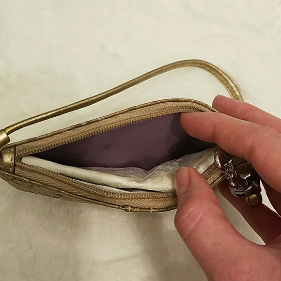 Coach Wristlet - Picture 4 of 4