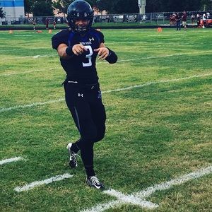 Meet your Posher, Devin