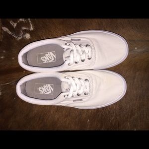 White vans size women's 7