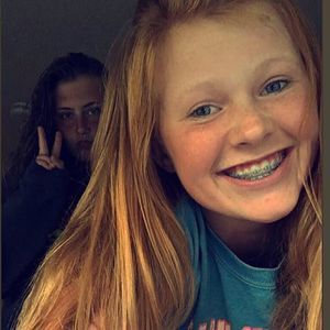 Meet your Posher, Chloe