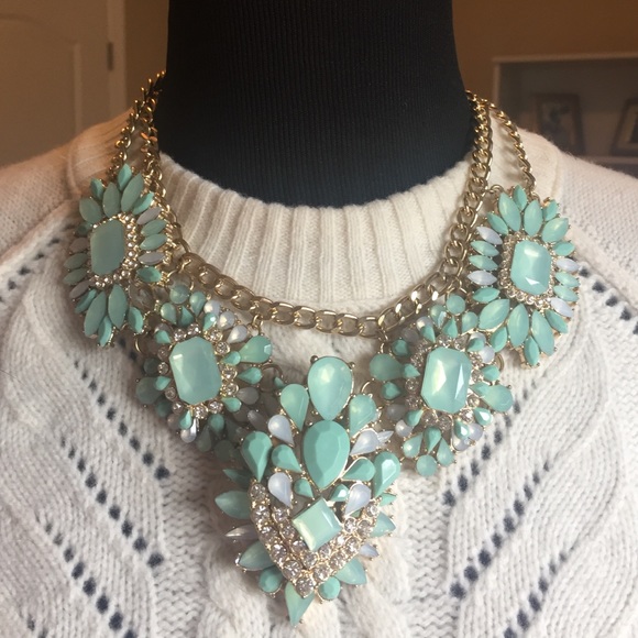 Teal jeweled necklace