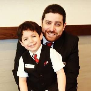 Meet your Posher, Raymond