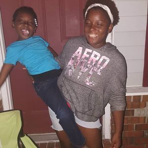 Meet your Posher, Gregory