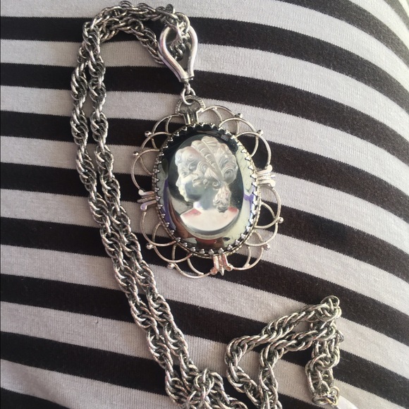 Vintage Whiting Davis Necklace
