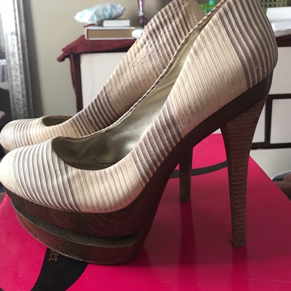 Cute Jessica Simpson Heels