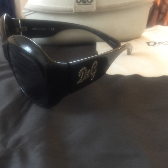 Authentic Dolce & Gabbana sunglasses - Picture 1 of 4
