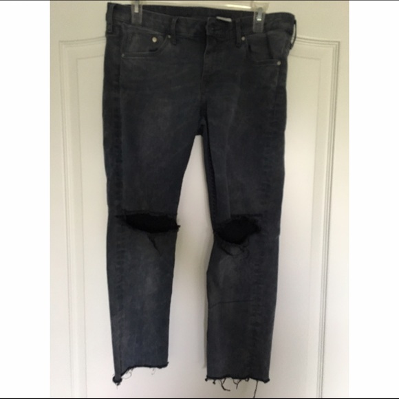 Distressed grey H&M skinny jeans