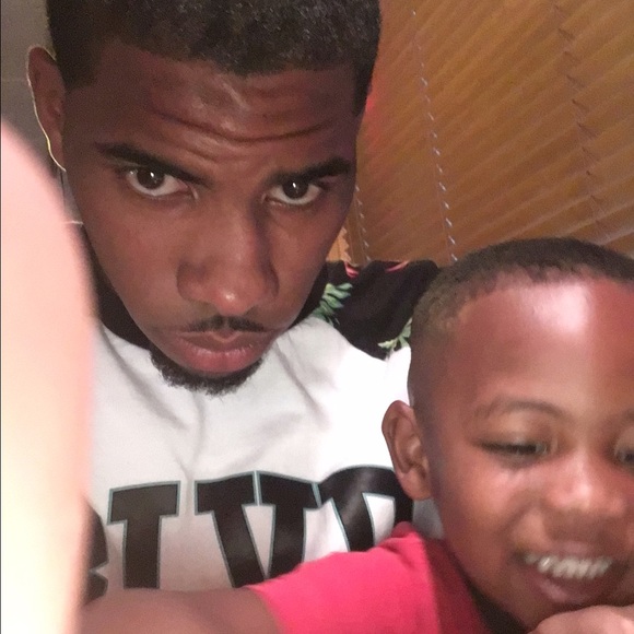 Meet your Posher, Marland - Picture 1 of 1