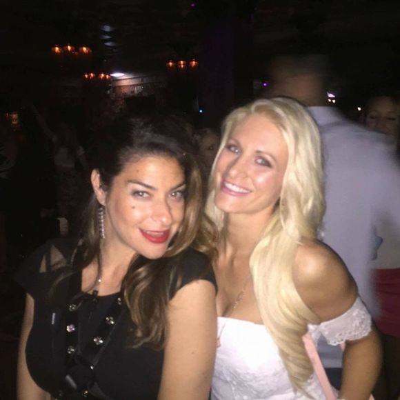 Meet your Posher, Rebecca - Picture 1 of 1