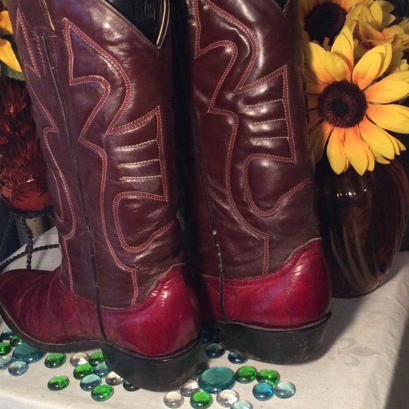 EEL Skin Western Boots - Picture 3 of 4