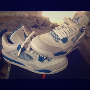 Jordan retro 4's