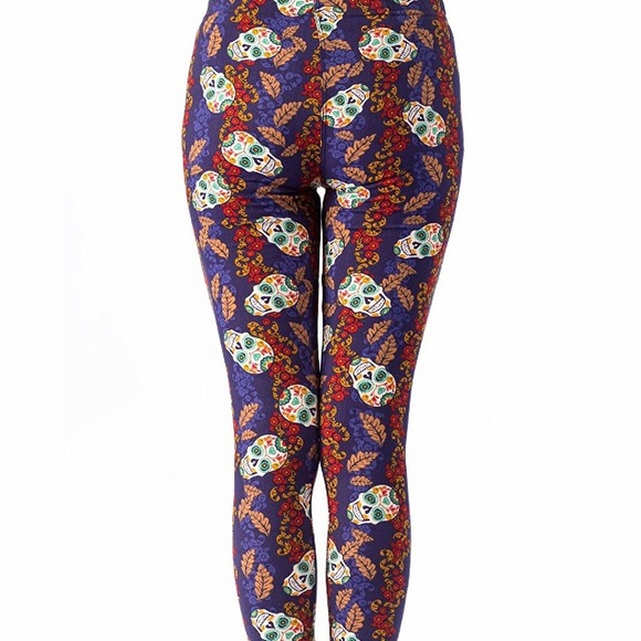 🎉SALE🎉 💀Sugar Skull Halloween Leggings!🎃 - Picture 2 of 3