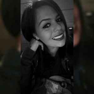 Meet your Posher, Nicole