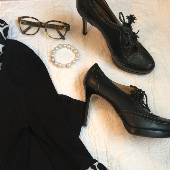 Talbots black leather ankle booties