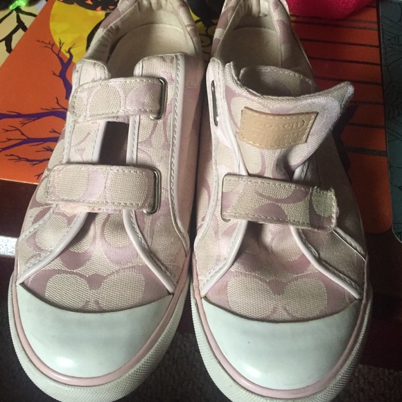 COACH Pink and tan Velcro tennis shoes ,8B