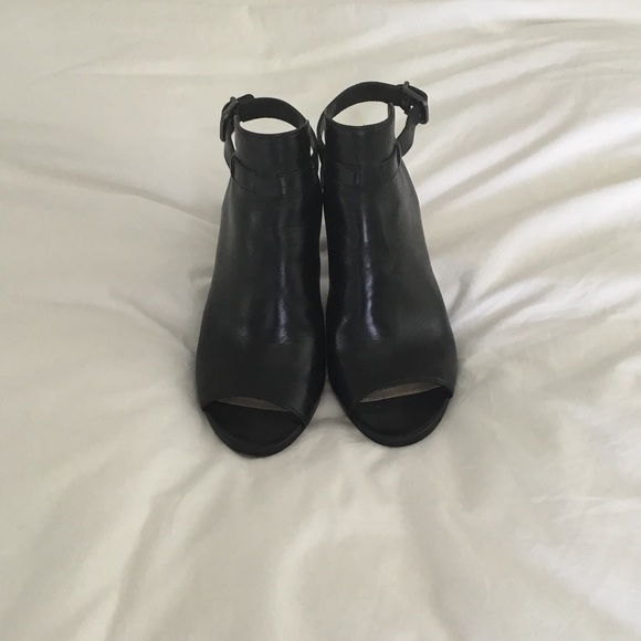 Via Spiga Booties Size 8 - Picture 1 of 4