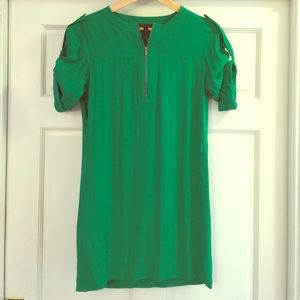 BCBG green shift dress