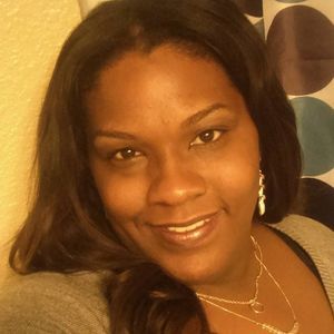 Meet your Posher, Janicia