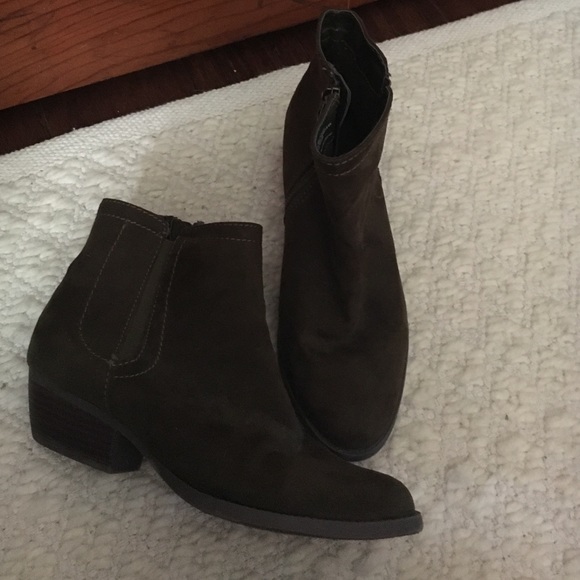 Dark green ankle boot size 8
